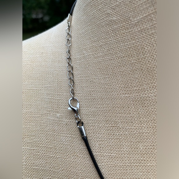 Handmade Genuine Tiger Eye Stone Mini Moon Amulet Necklace - Picture 9 of 12